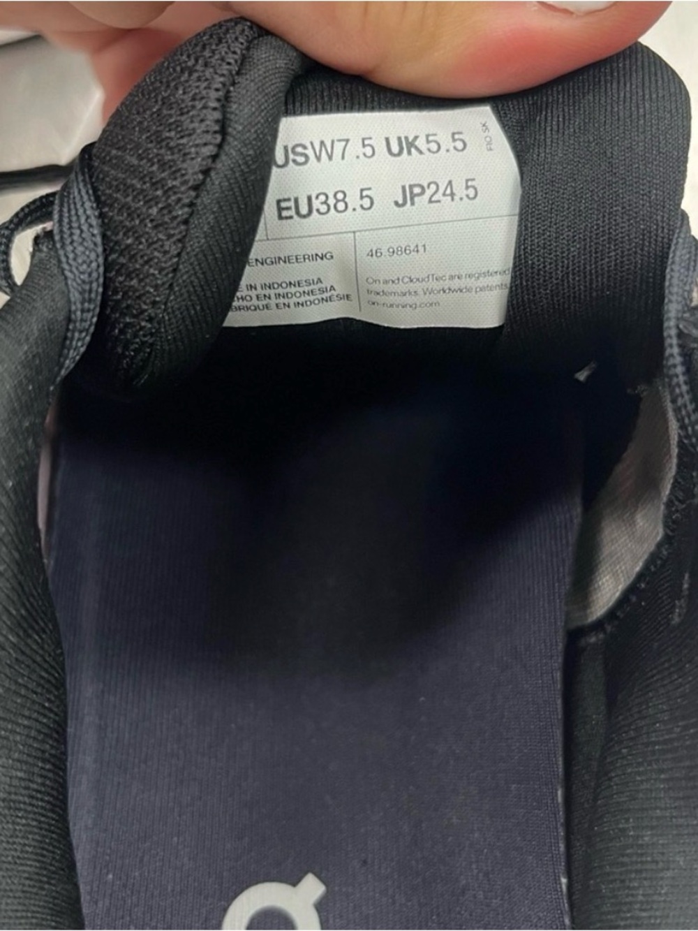 ON CLOUDS Women’s Athletic Sneakers in Mauve and Black - Picture 5 of 5